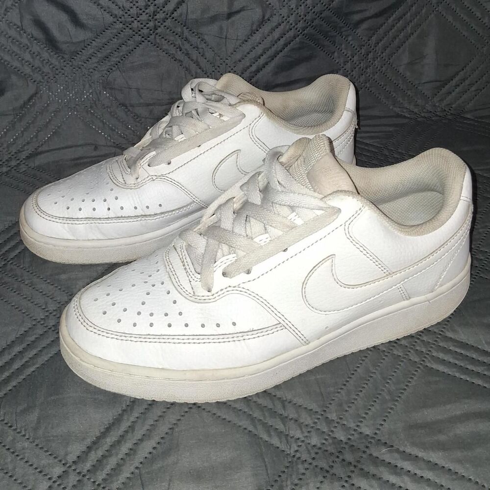 Nike Women's White Trainers